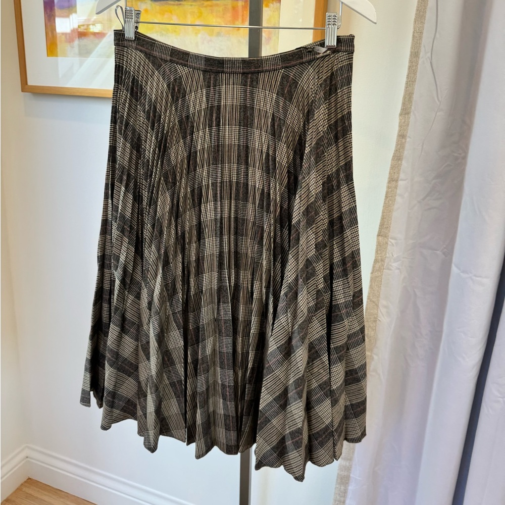 Gaze It Plaid Pleated Midi Skirt in Brown and Black - Picture 5 of 6